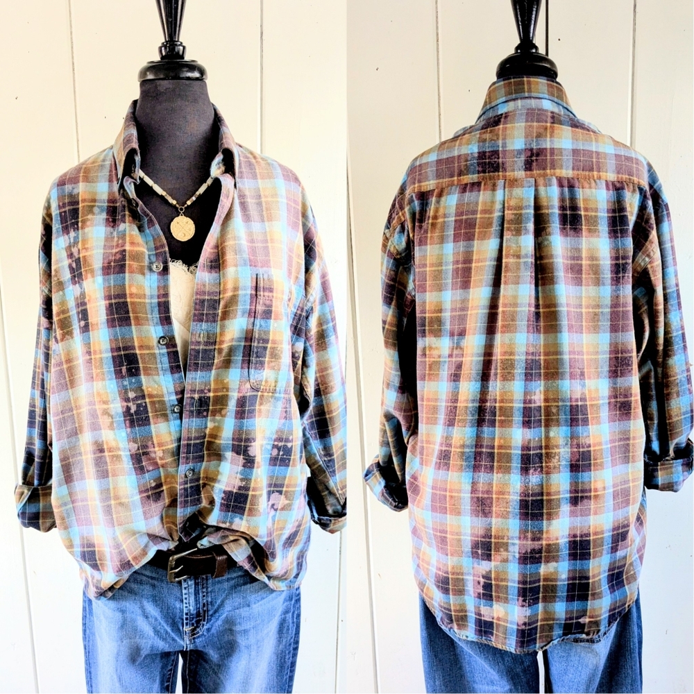 Distressed "Boyfriend" Plaid Button-Up Shirt sz M